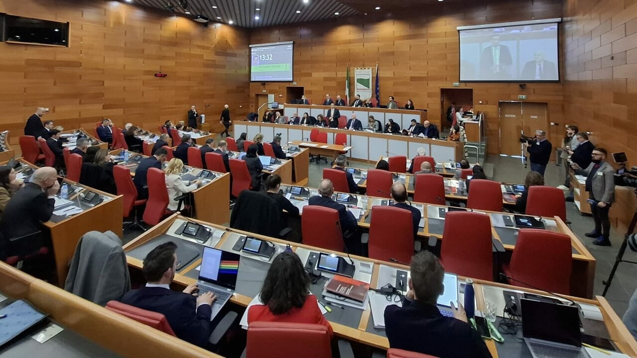 Aula-Assemblea-regione-emilia-romagna-2025-2